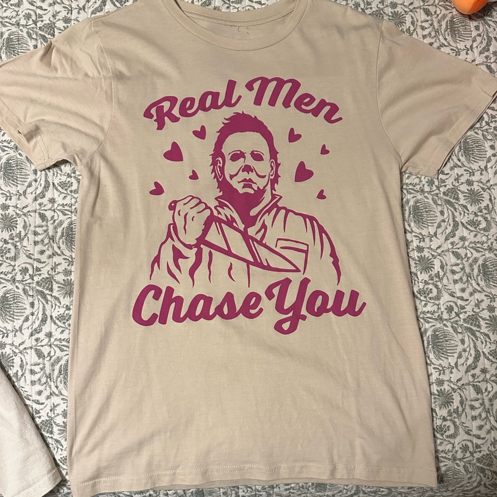 Michael Myers ‘Real Men Chase You’ Tee